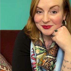 Meet your Posher, Laura